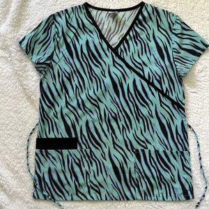 Scrub top